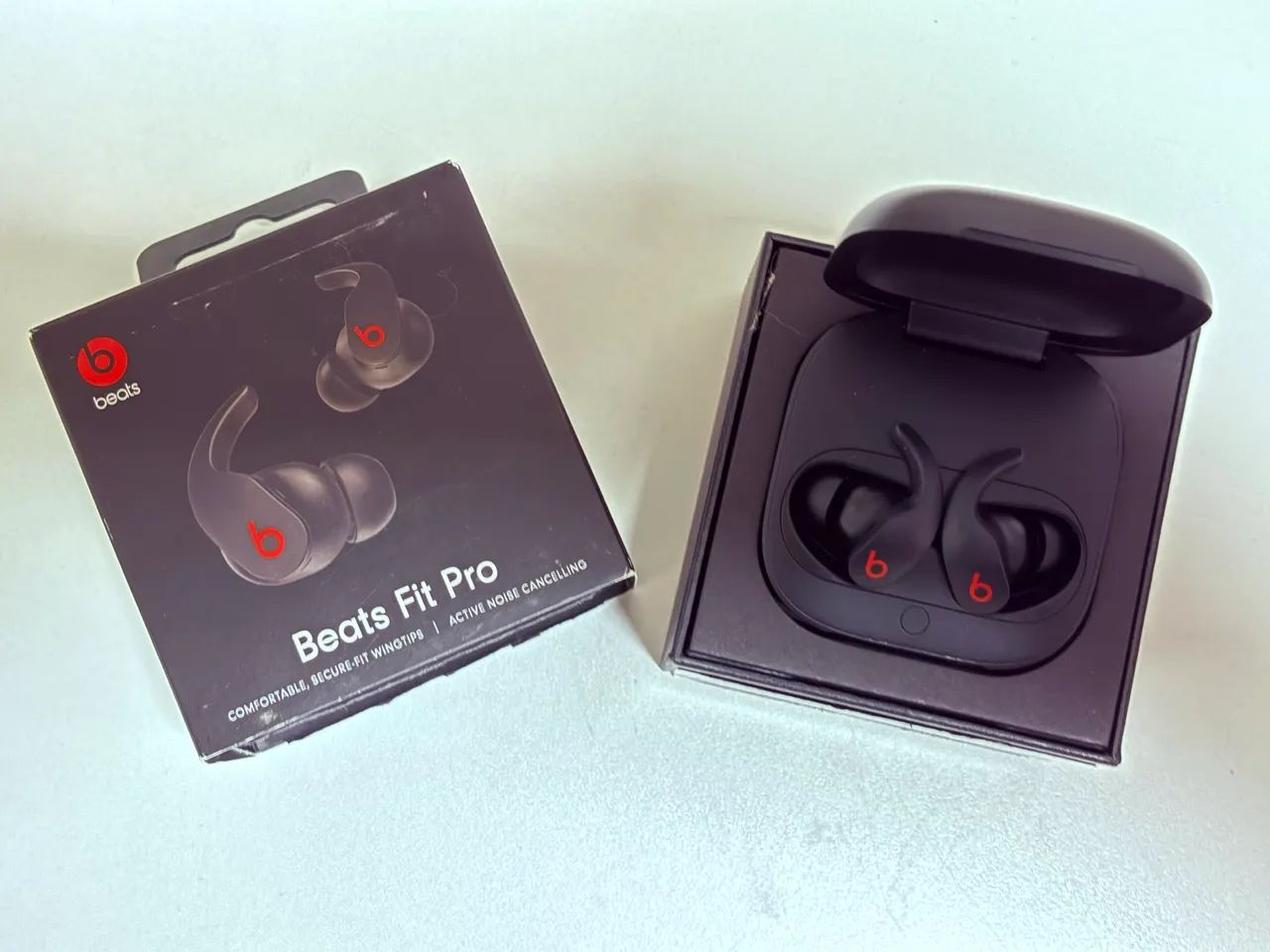 Fone de ouvido Beats Fit Pro Com Cancelamento de Ruído