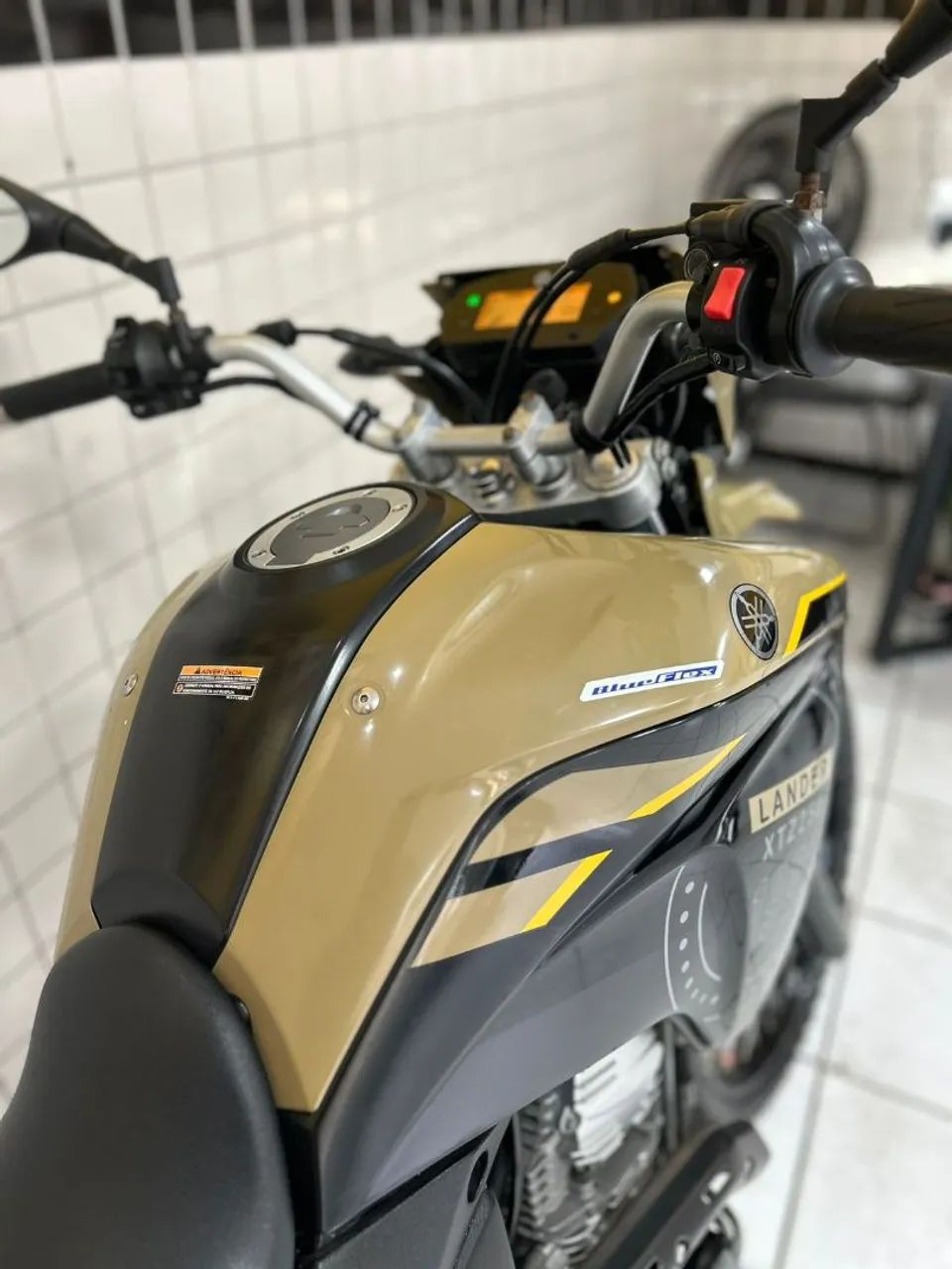 LANDER 250 2024 - Foto 3