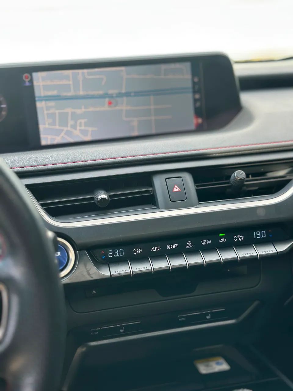 Lexus UX-250h F-sport 2.0 16V Aut.(hybrid), foto 14 de 20