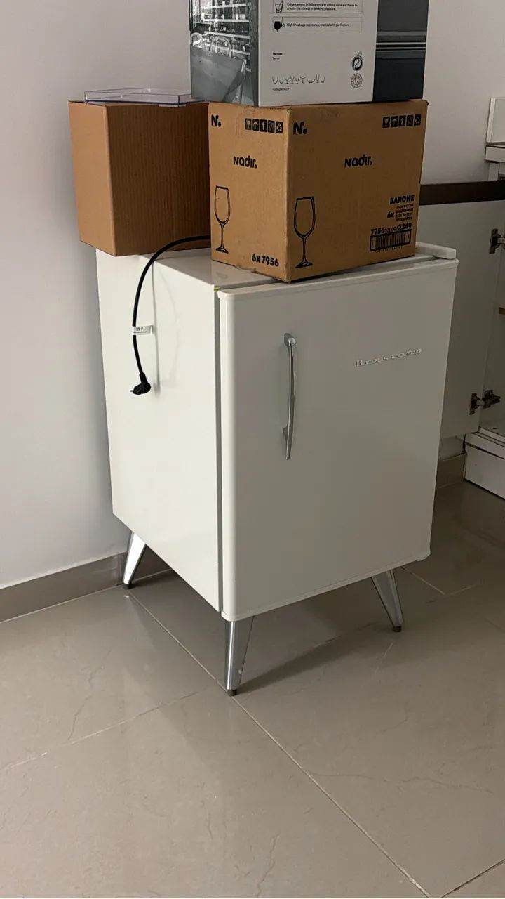 Frigobar novo 