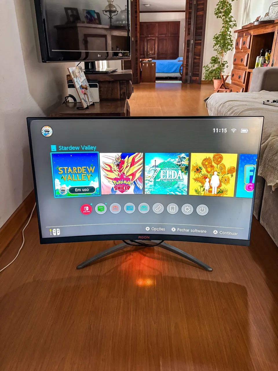 Monitor AOC Agon Curvo 32? - Com defeito