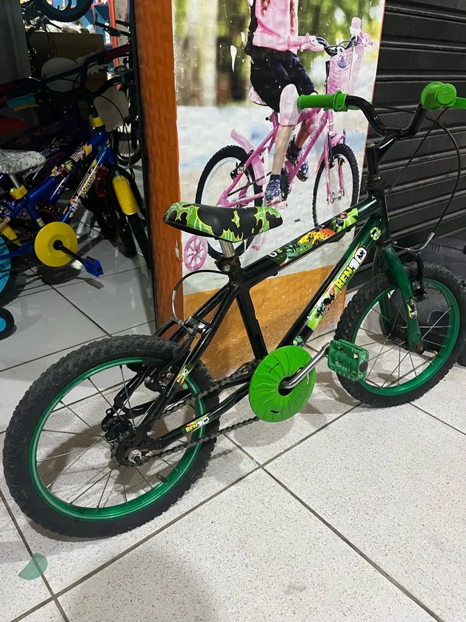 Bicicleta 16 masculina Usada Promoção  - Foto 3