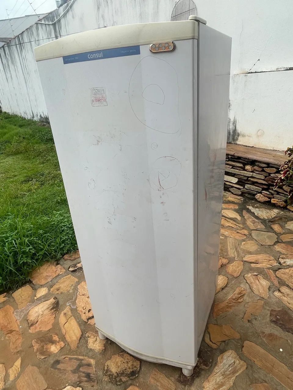 DOA-SE Geladeira Cônsul 300 litros - Foto 4