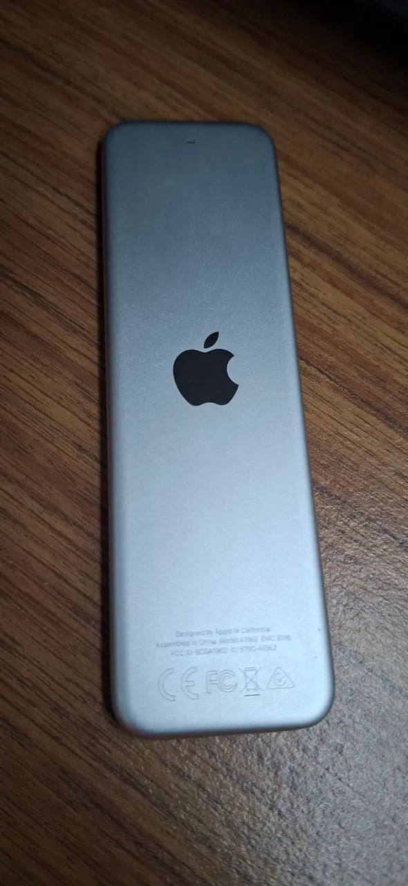 Siri Remote (Apple TV) modelo A1962.<br>Modelo: A1962