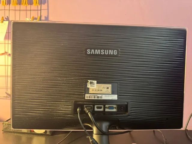 Monitor Samsung BX2250 22? Full HD - Foto 4