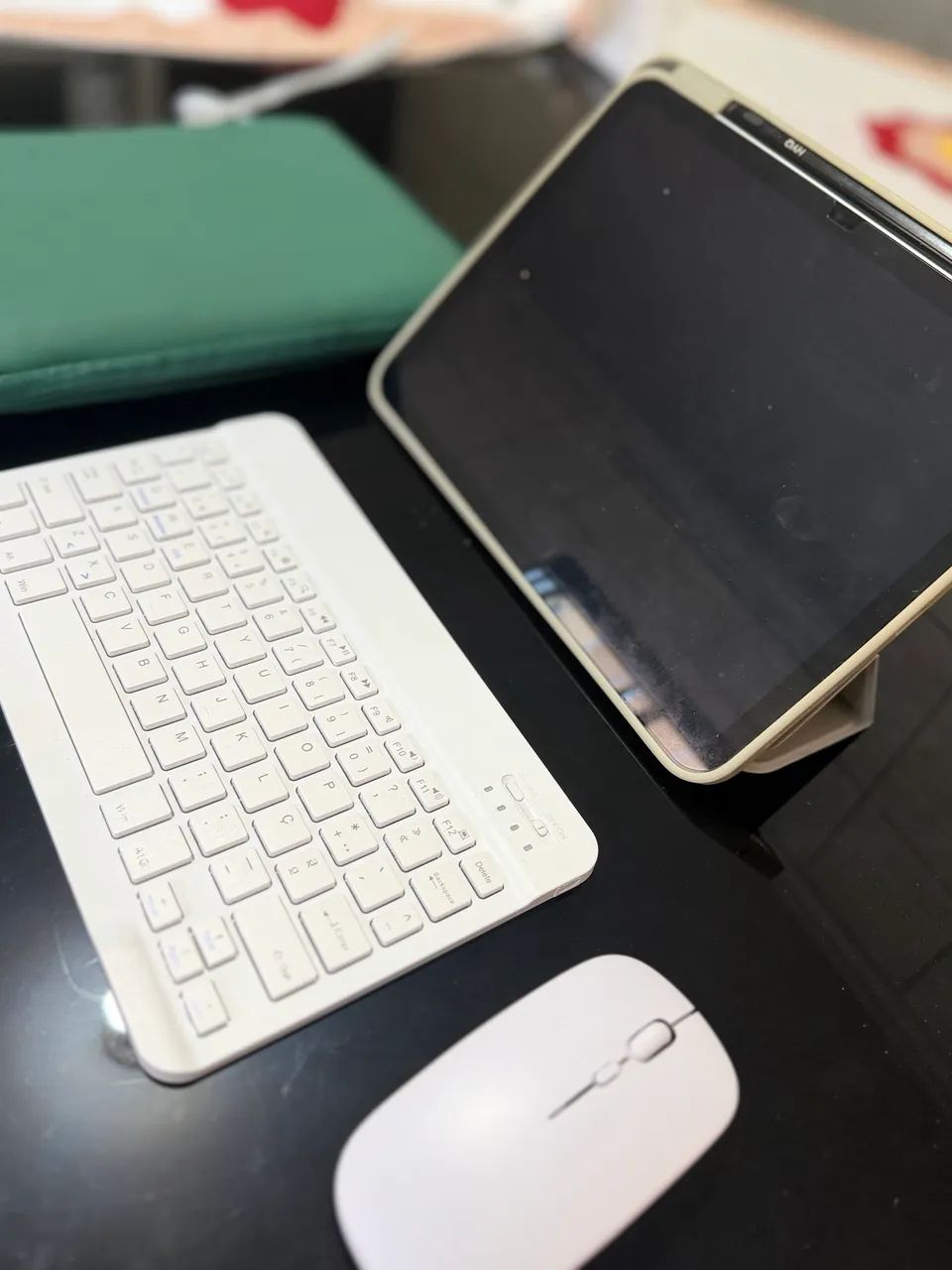 Ipad 10th 64Gb com acompanhamentos* - Foto 4