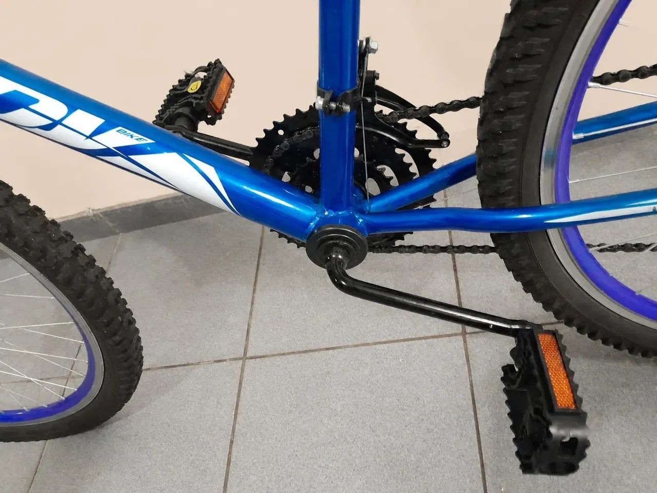 Bicicleta Aro 26 Semi-Nova (Zera) - Foto 4
