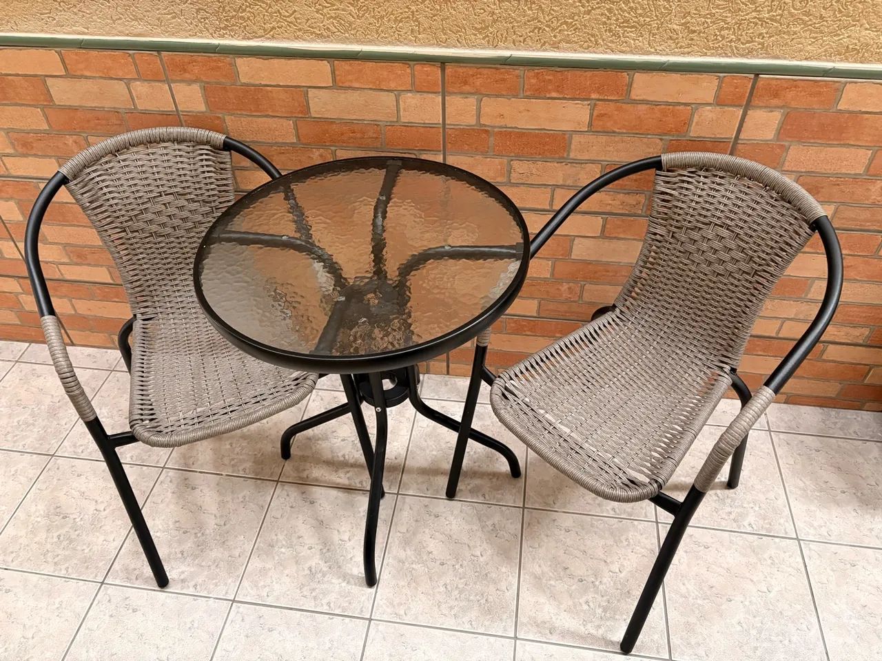 Mesa com cadeiras 