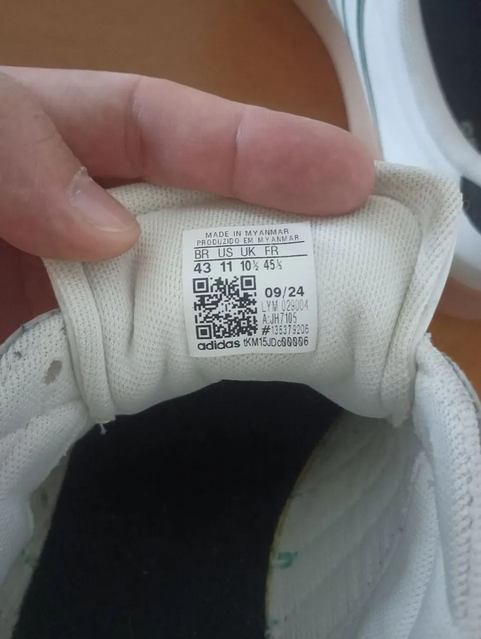 Tênis Adidas 43 - Foto 5
