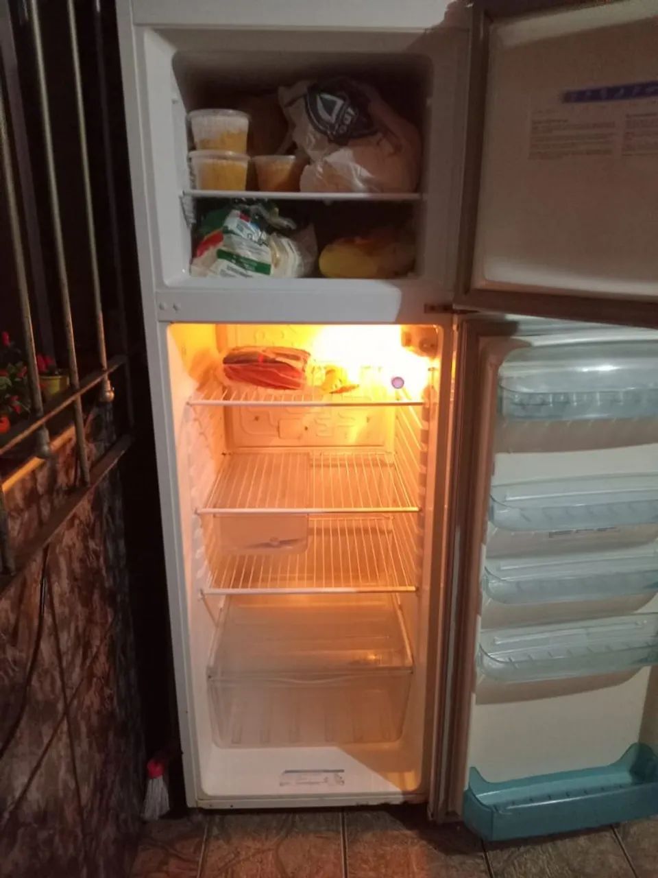 Geladeira Eletrolux   - Foto 2