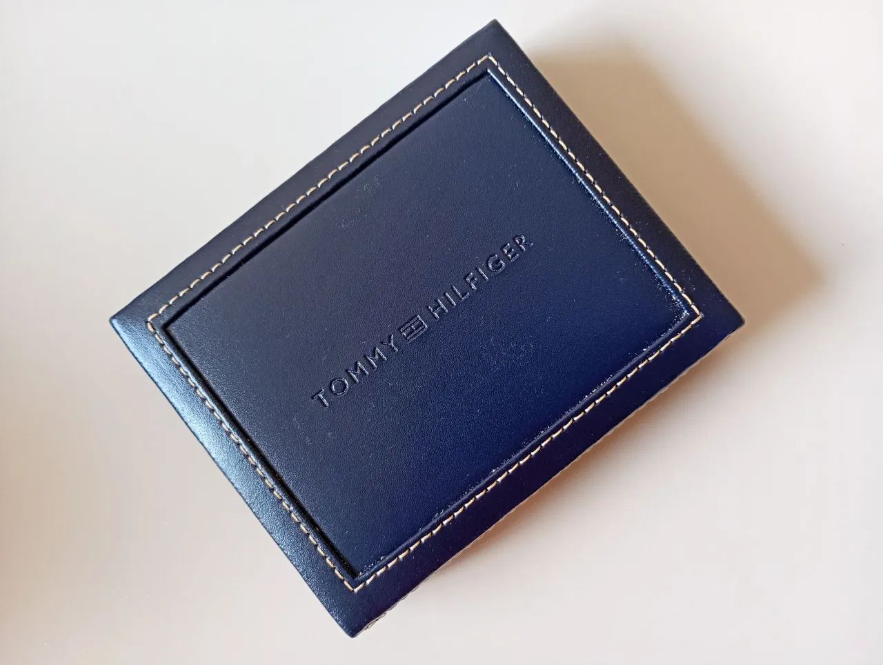 Carteira Tommy Hilfiger de couro original 