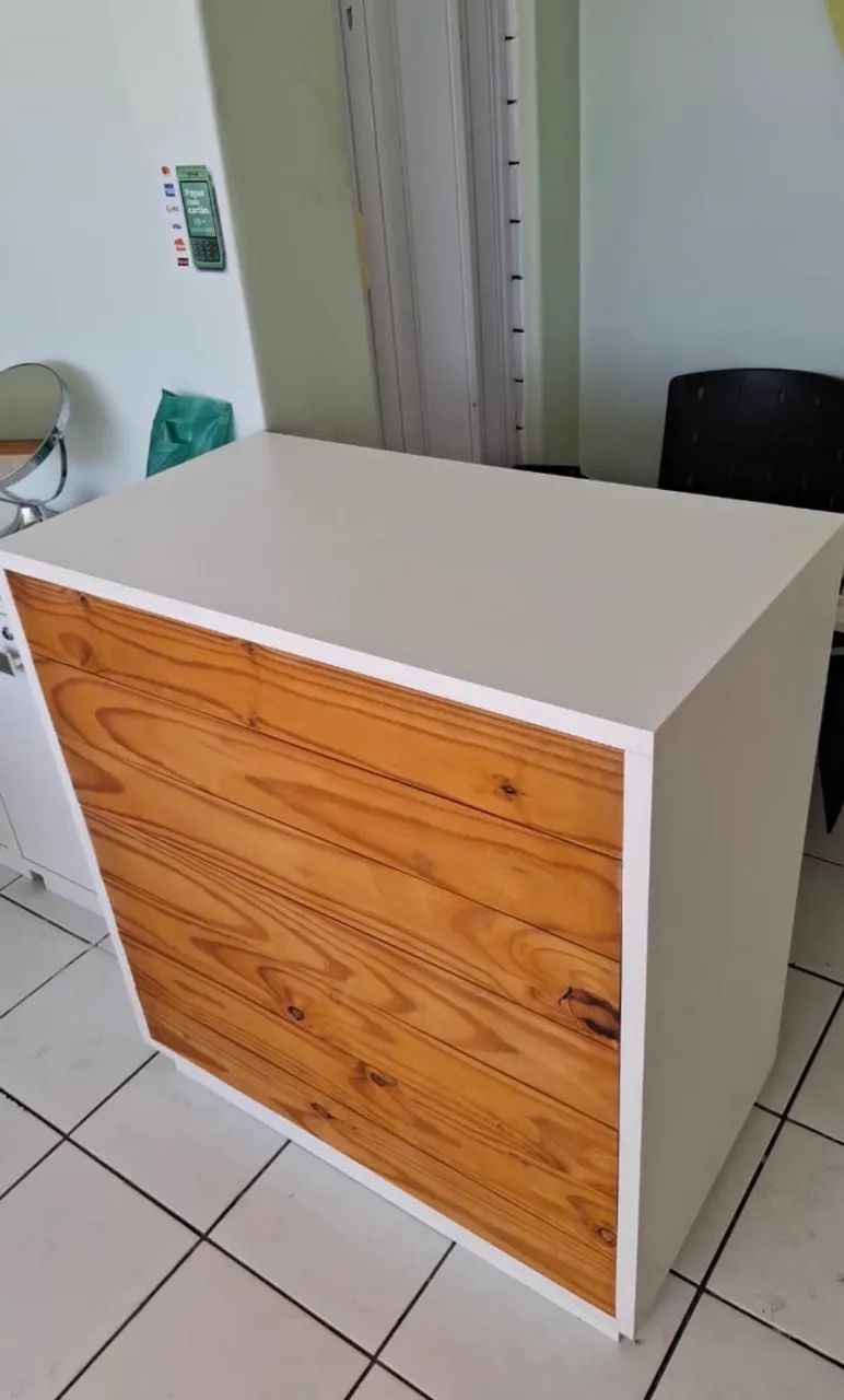 Balcão com gaveteiro em MDF e pinos projetado - Foto 2