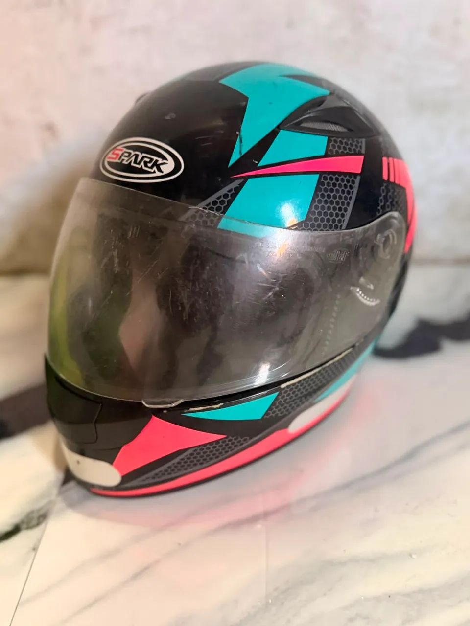 Capacete bom estado e barato  - Foto 2