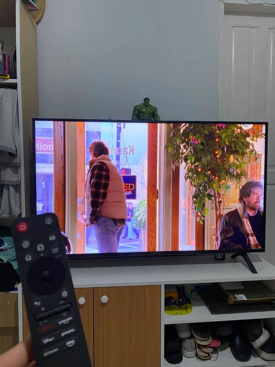Tv 50° e um rack - Foto 3