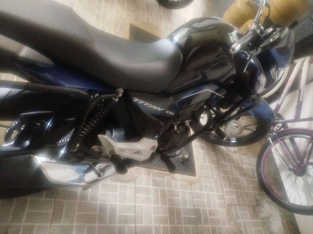 Vendo muito conservada luxo 