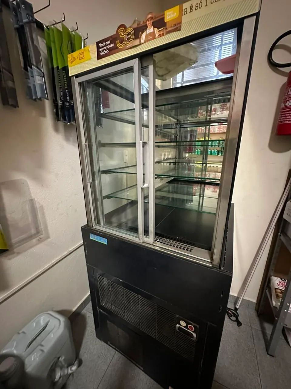 Vende-se Vitrine Expositora Auden Refrigeração - Foto 3
