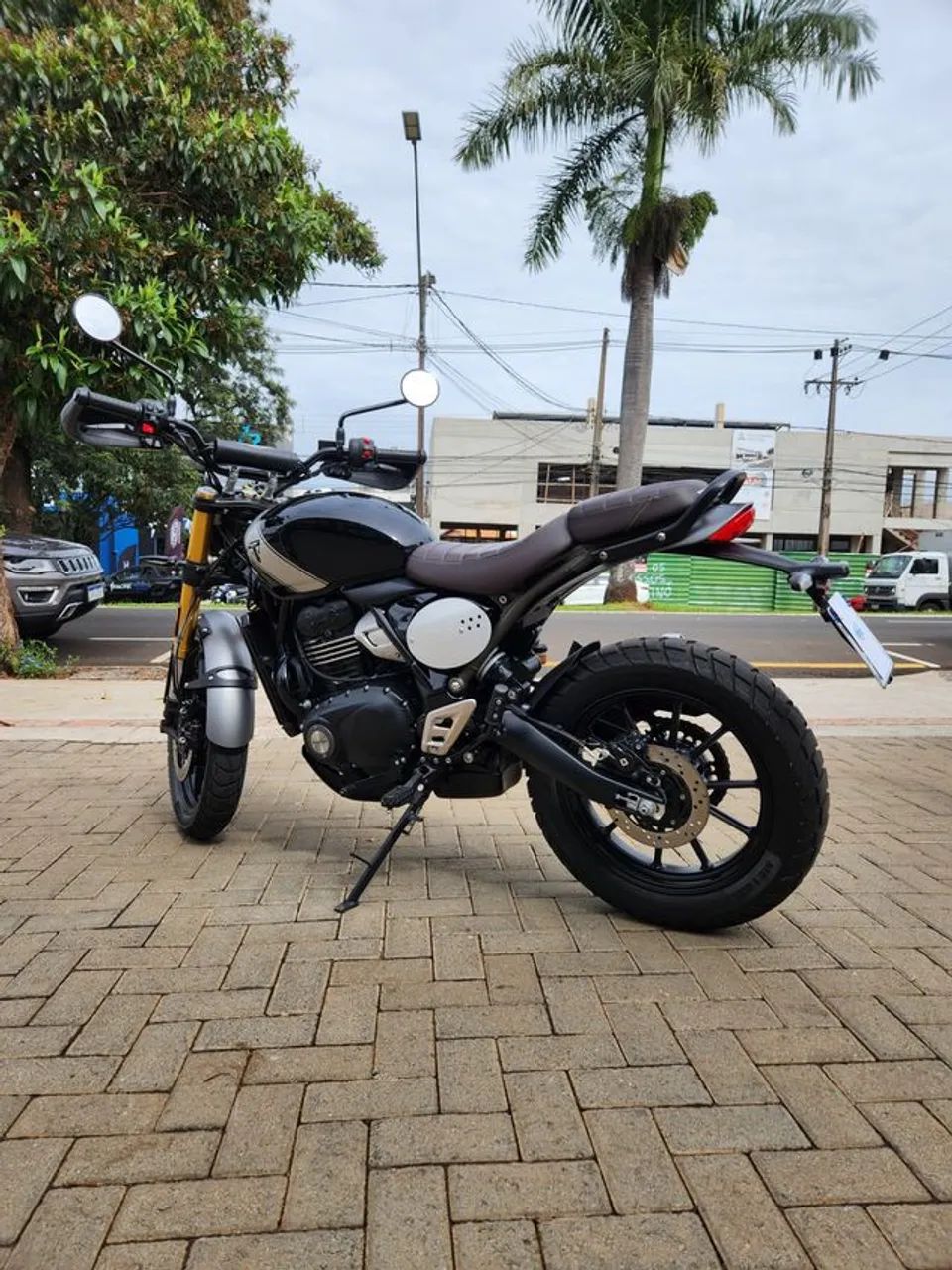 Triumph SCRAMBLER 400 X - Foto 2
