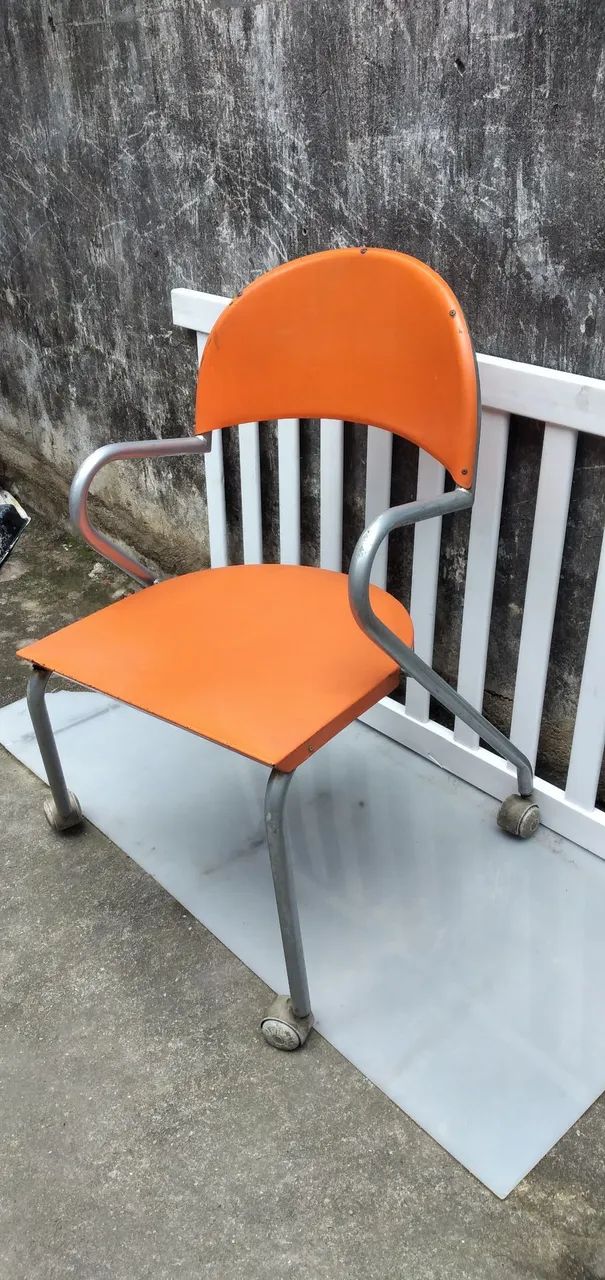 Vendo essa cadeira - Foto 3