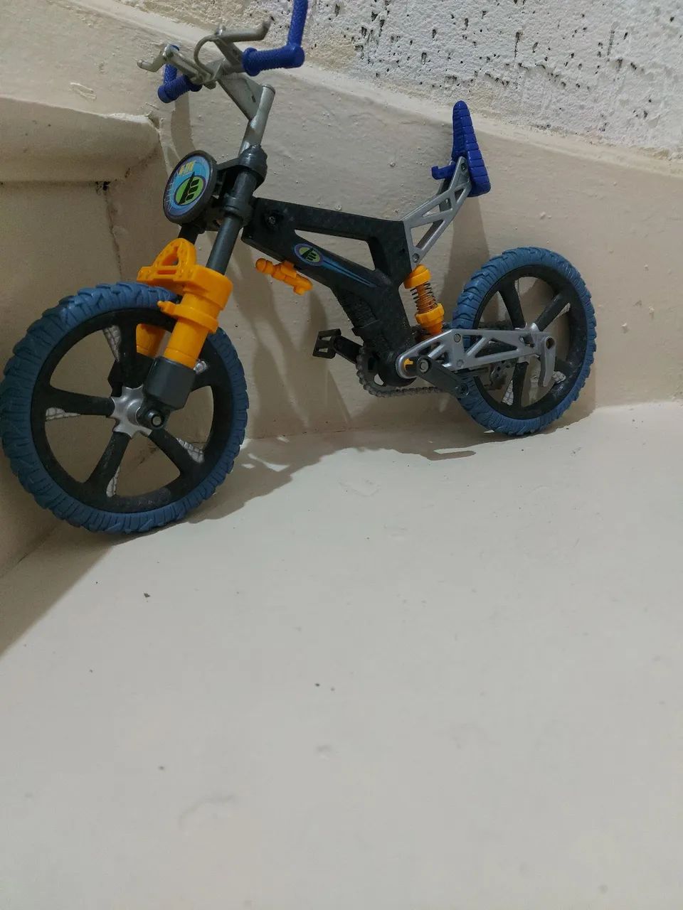 Mini bicicleta do max steel n-tek mattel 2000<br>R$ 92,25 na 1ª compra - Foto 2