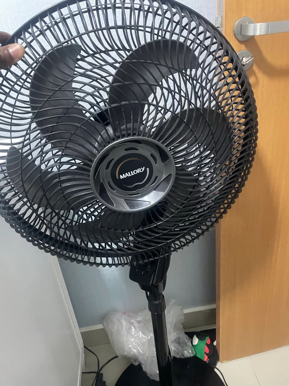 Ventilador de Coluna Mallory Chronos 40c - Foto 4