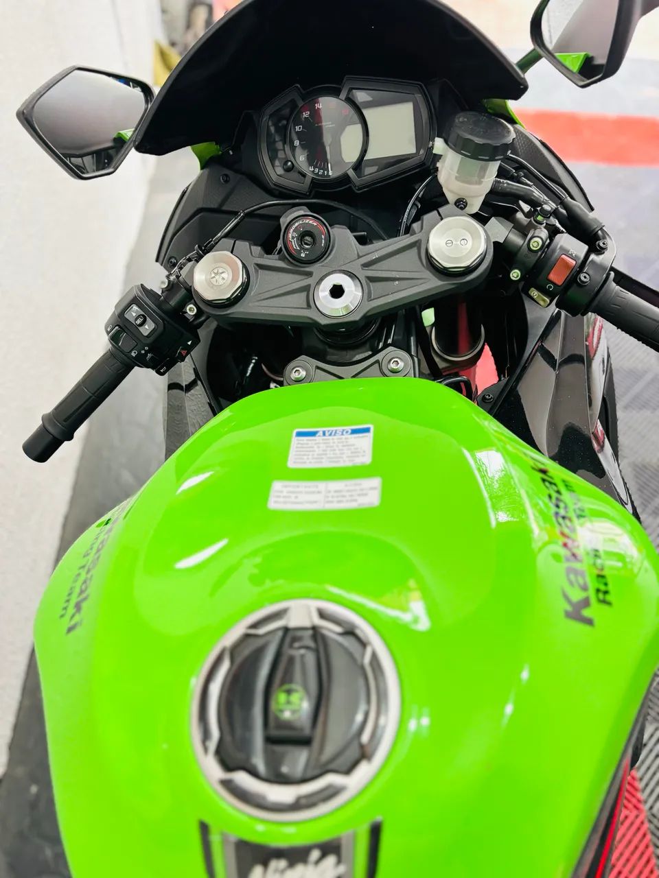 Kawasaki Zx-6r 636cc 2021 - 1490963499 | OLX