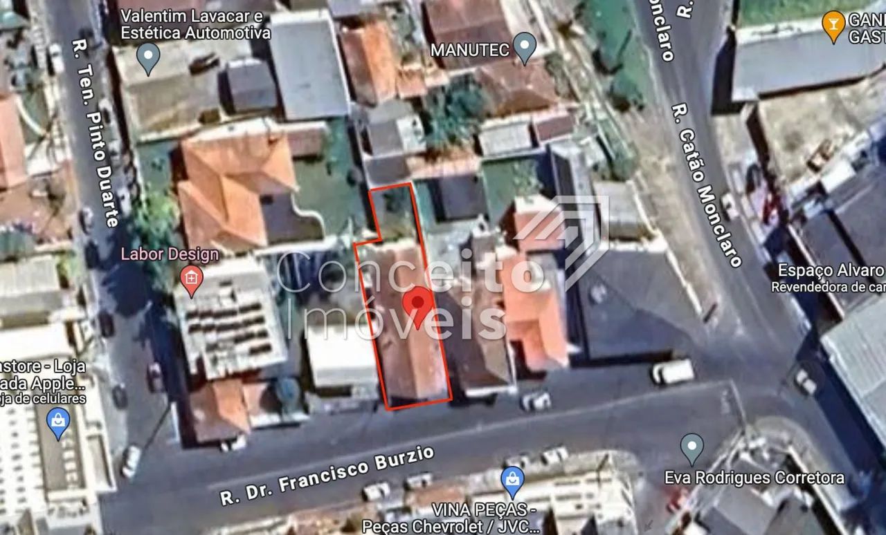 Terreno com 297m² - Centro