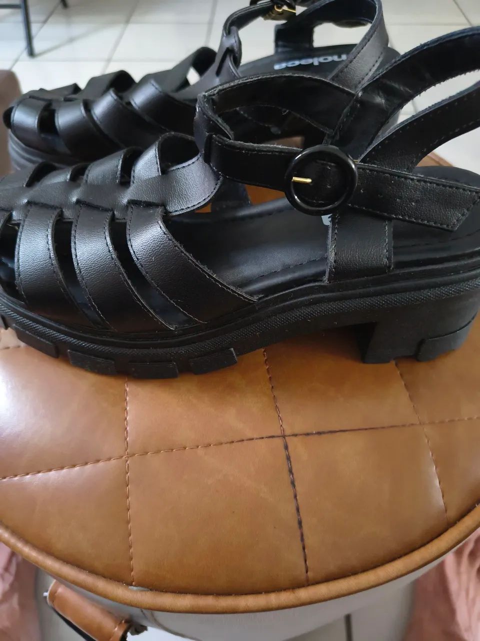 Sandália plataforma Moleca - Foto 2