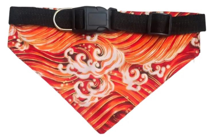 Bandana Coleira para Cachorro / Cão - Estampa Ondas de Fogo / Ajustável / Confortável