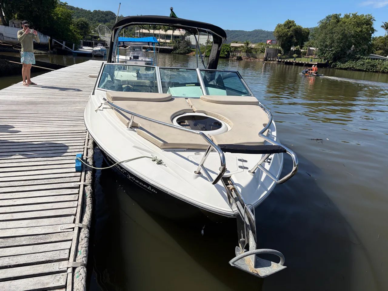 Lancha Focker 242 GTC Black Series - Revisões em dia - Pronta para navegar!  - Foto 5