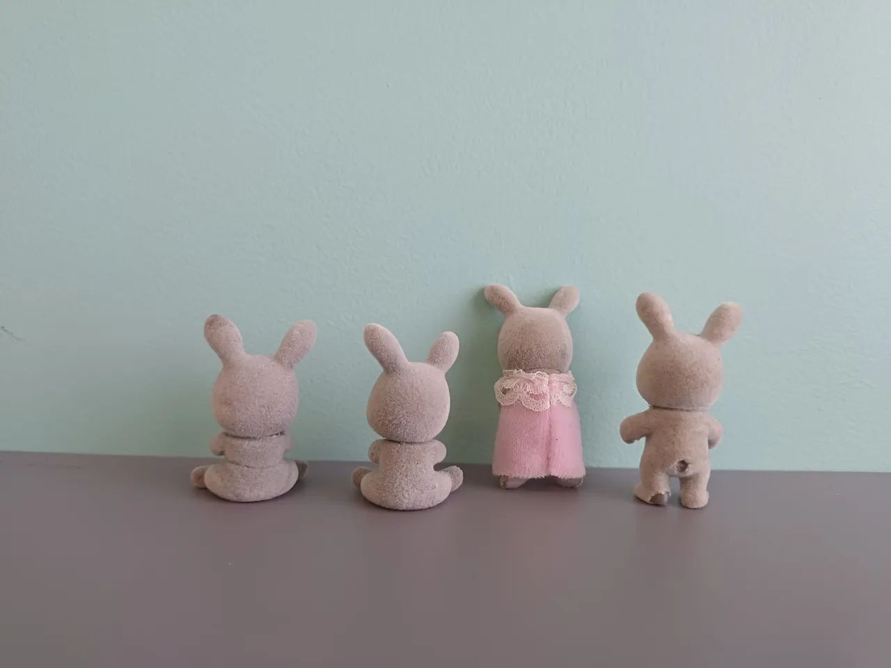 Lote de 4 coelhos rabo de algodão sylvanian families  - Foto 2