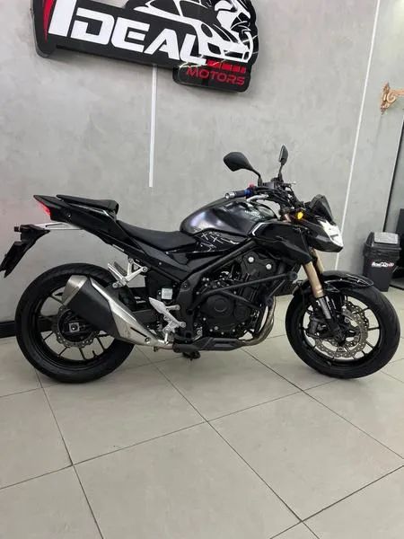 HONDA CB 500F 2023 - Foto 3