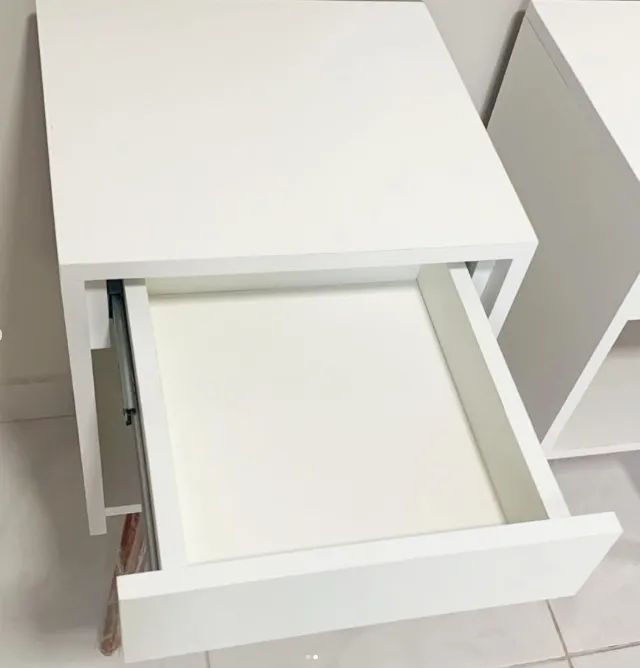 Mesa de Cabeceira Com Gaveta - Foto 3