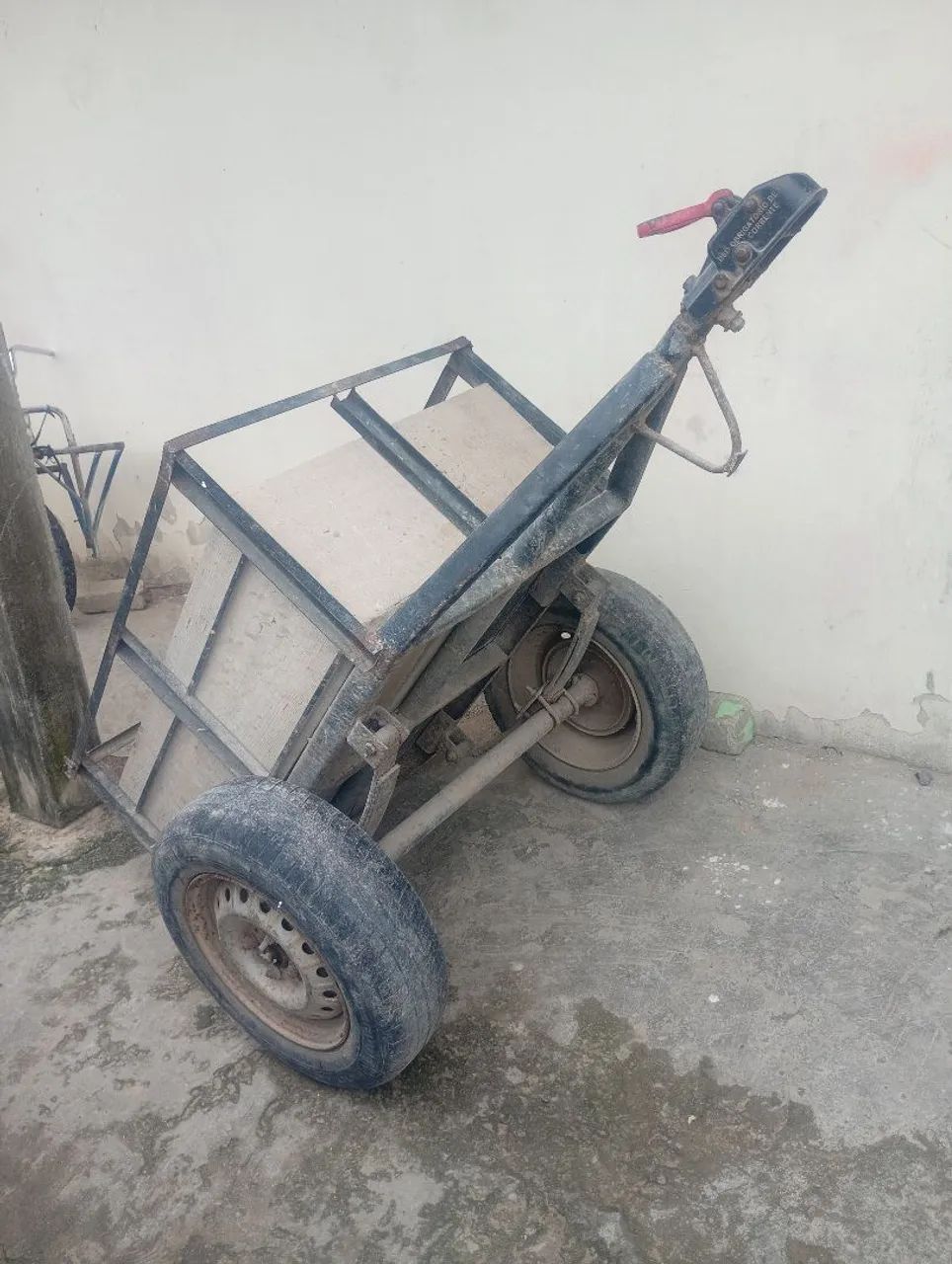 Vende-se $900.00
