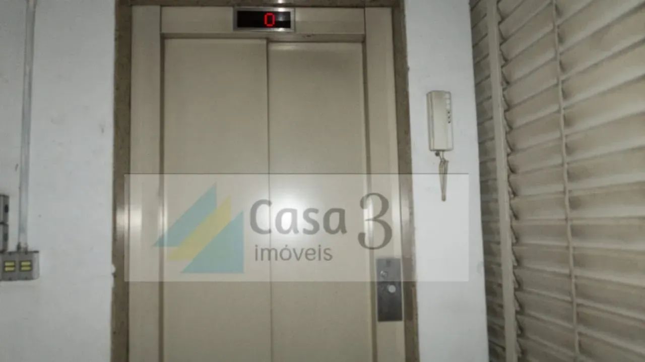 Prédio comercial, muitas salas,15 bnhs, elevador social e de carga, sist de incendio - Foto 2