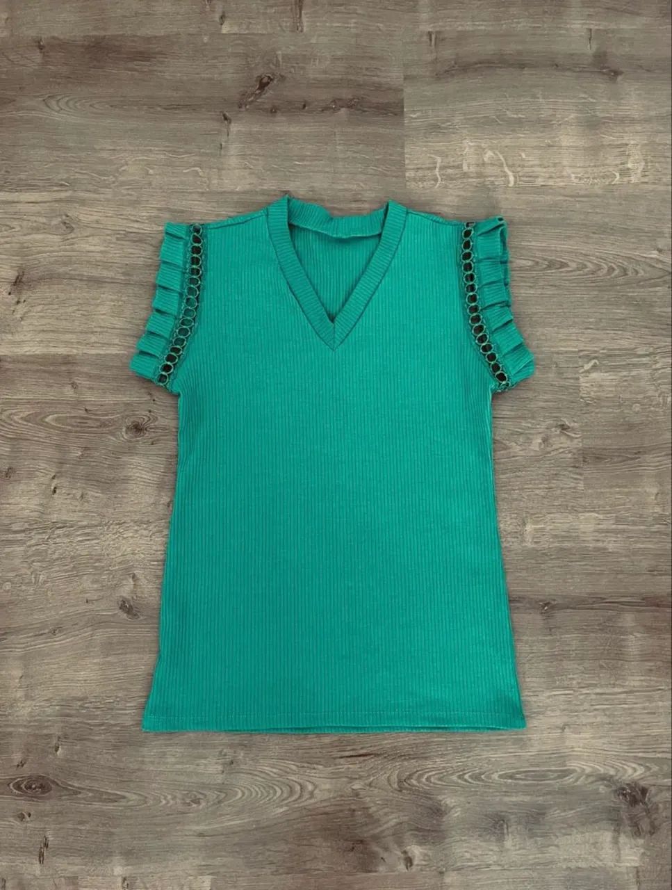 Blusa feminina M verde sem mangas  - Foto 6