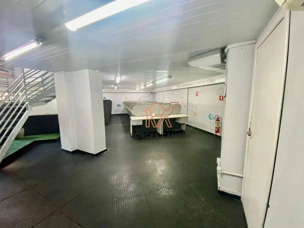 Sala Comercial na Rua São Paulo com Augusto de Lima - Foto 3