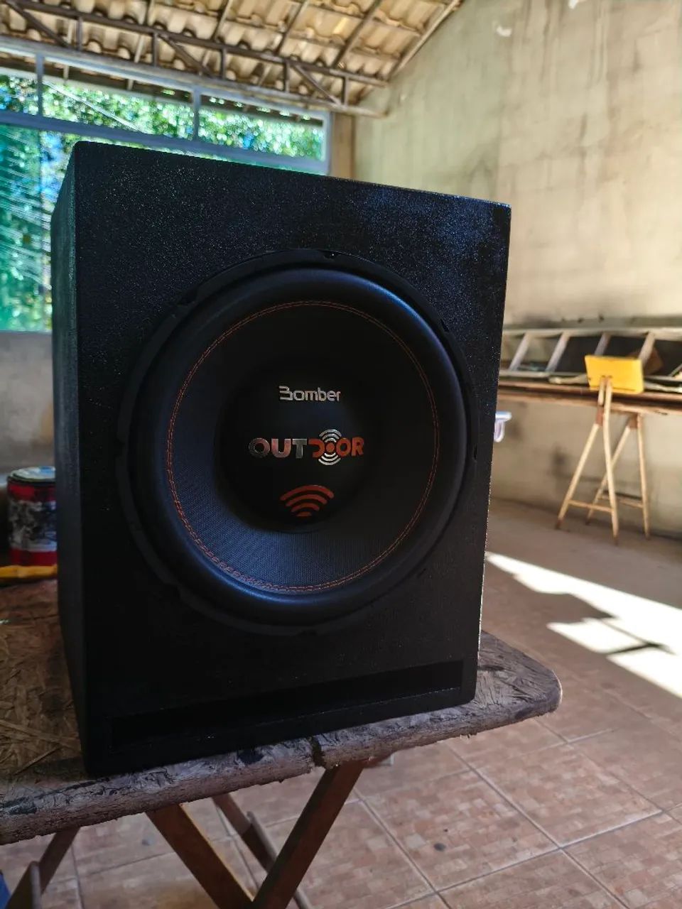 Caixa subwoofer Bomber Outdoor 12 polegadas 300 Rms Nova - Foto 5