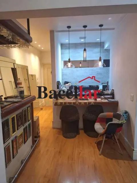 Apartamento 3 Quartos, Sala, barzinho e varanda. Tijuca - Foto 3