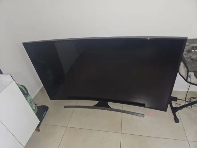 Smart TV Samsung Tela Curvada 65'' (Usada) - Foto 3
