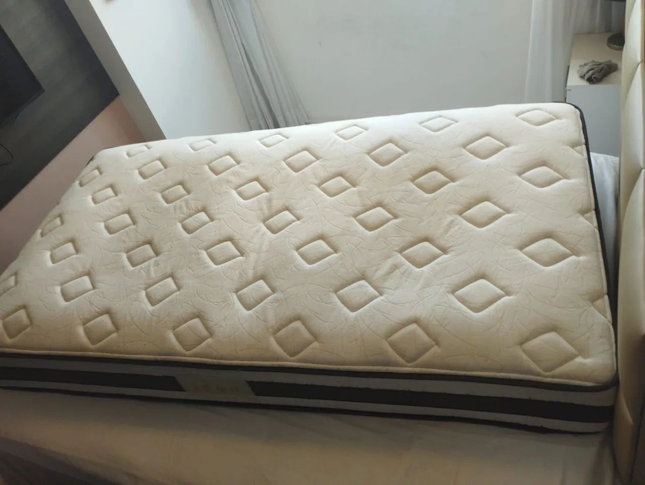Cama solteirao   molas  esacada herval  - Foto 4