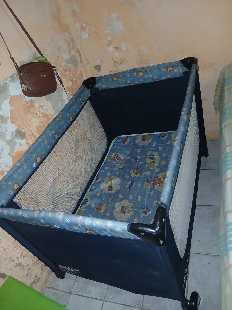 Vendo Cercadinho com colchão