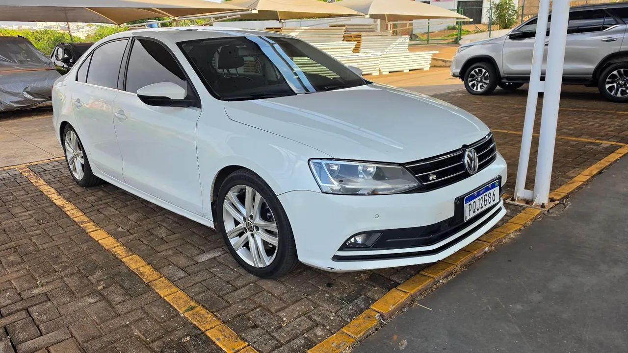 Volkswagen Jetta JETTA Highline 2.0 TSI 16V 4p Tiptronic 2015