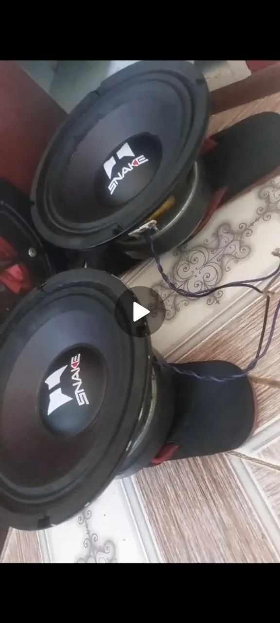 Médio grave de 8 polegadas 310w rms 8 homs  obs: recodicionada Aro LG