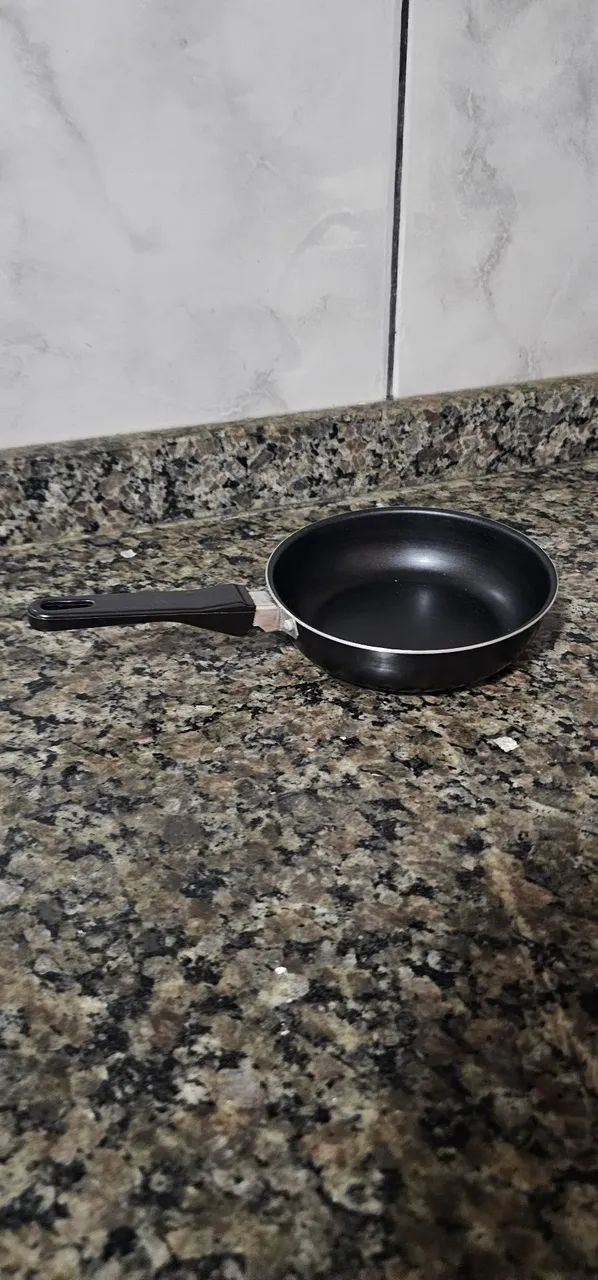 Mini frigideira em teflon - Foto 2