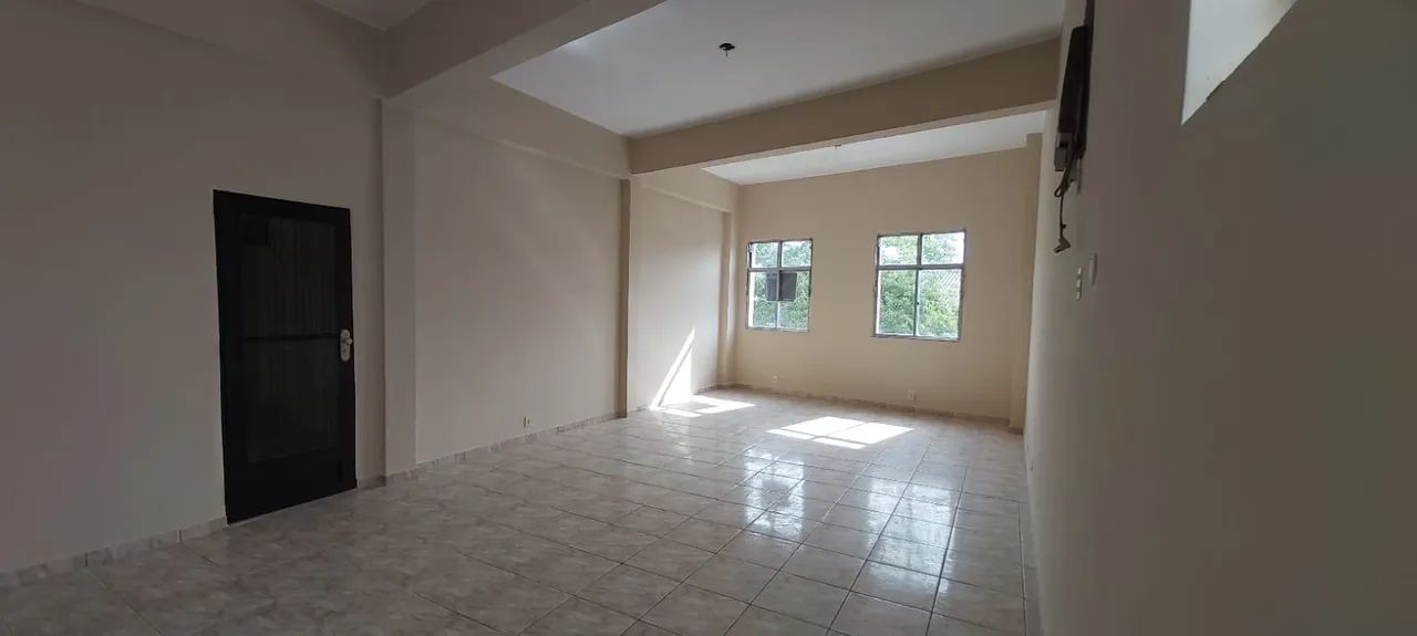 VENDO SALA COMERCIAL NO CENTRO COMERCIAL DE NILÓPOLIS  - Foto 2