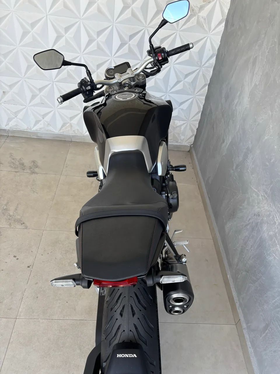 CB1000r Novíssima  - Foto 4