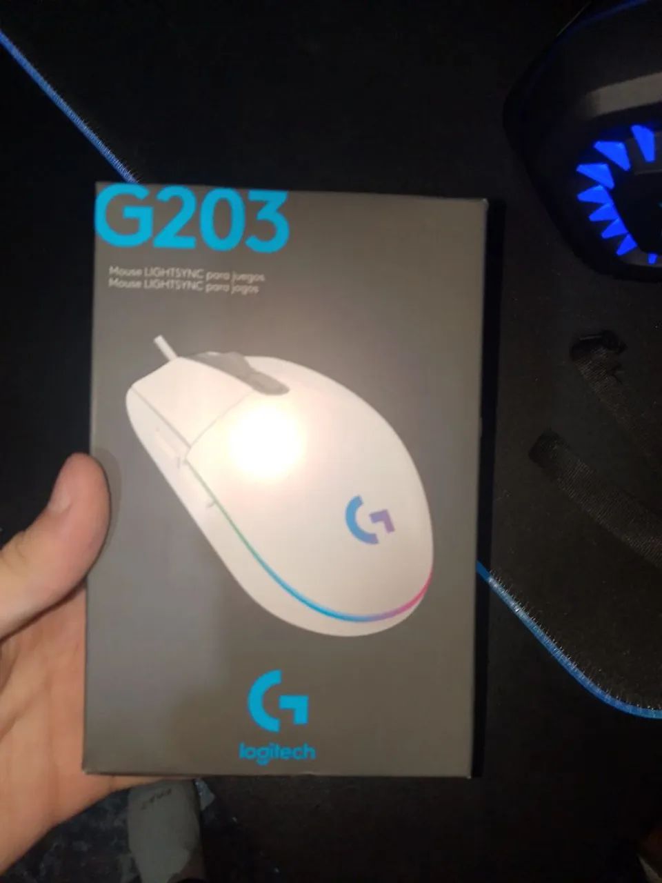 Mouse gamer Logitech G203 LIGHTSYNC RGB e mais 6 botões