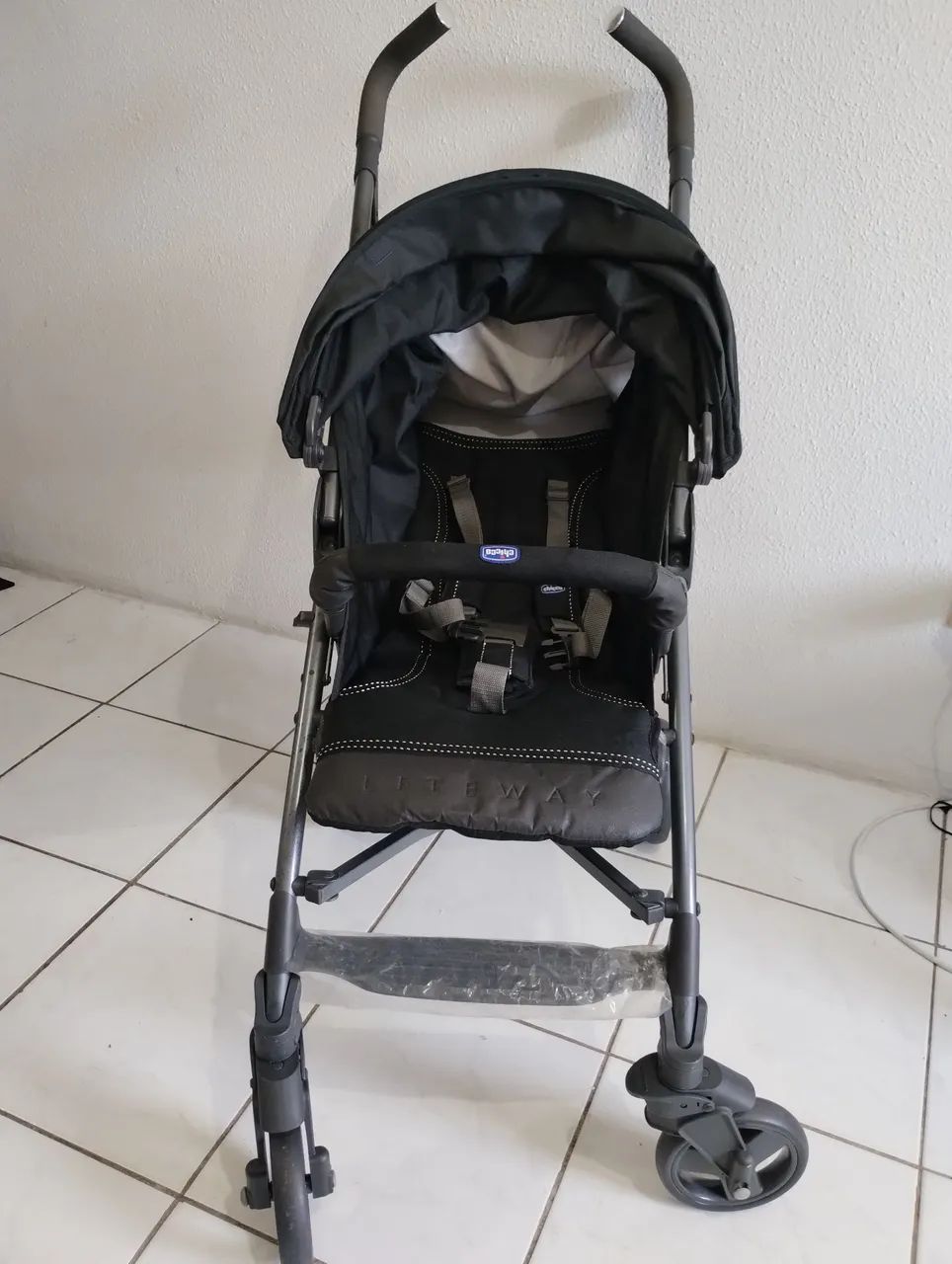 Carrinho de bebê Chicco Liteway 3 Jec Black<br><br>