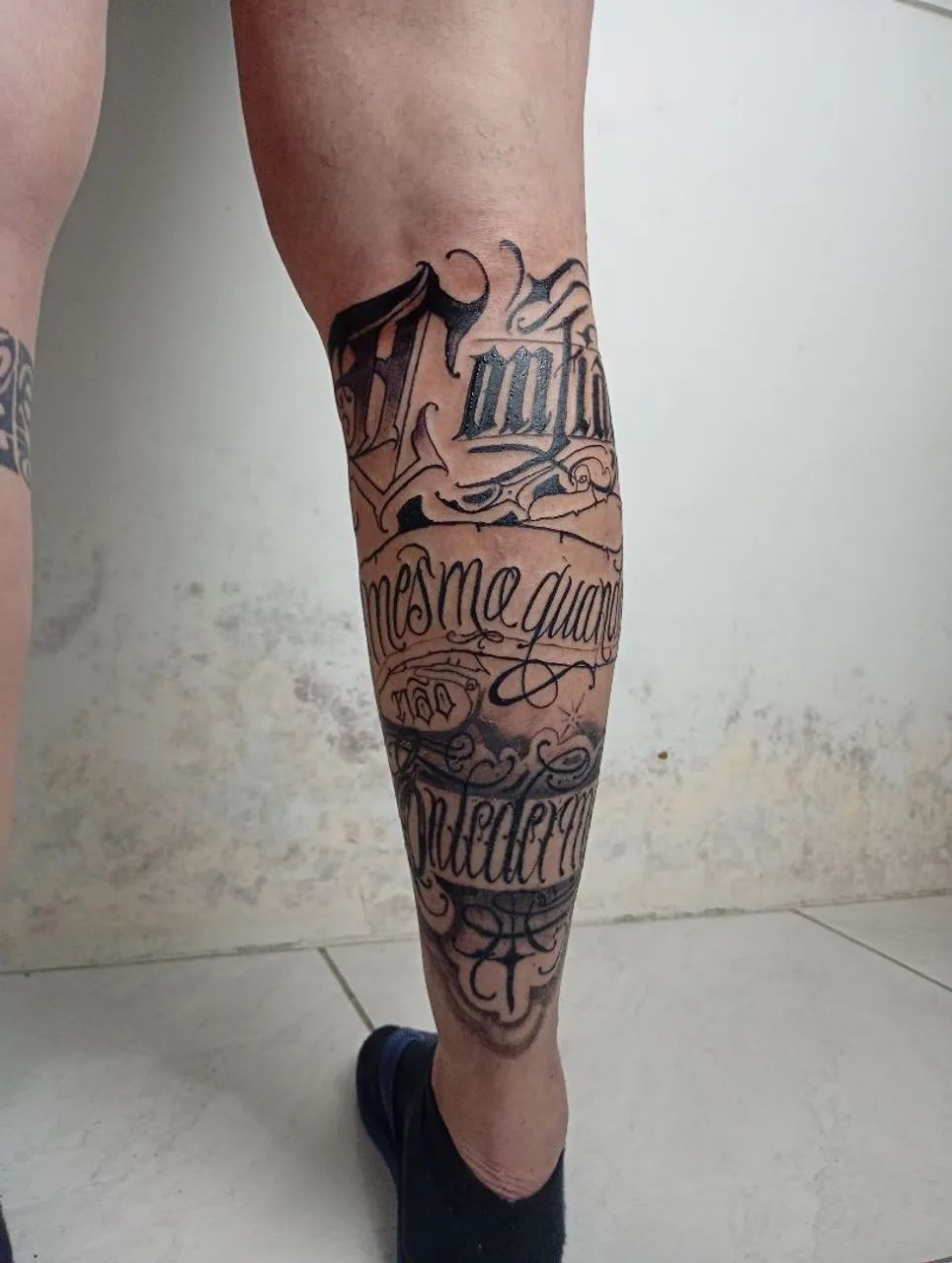 Vagas pra ser tela de tatuagem  - Foto 2