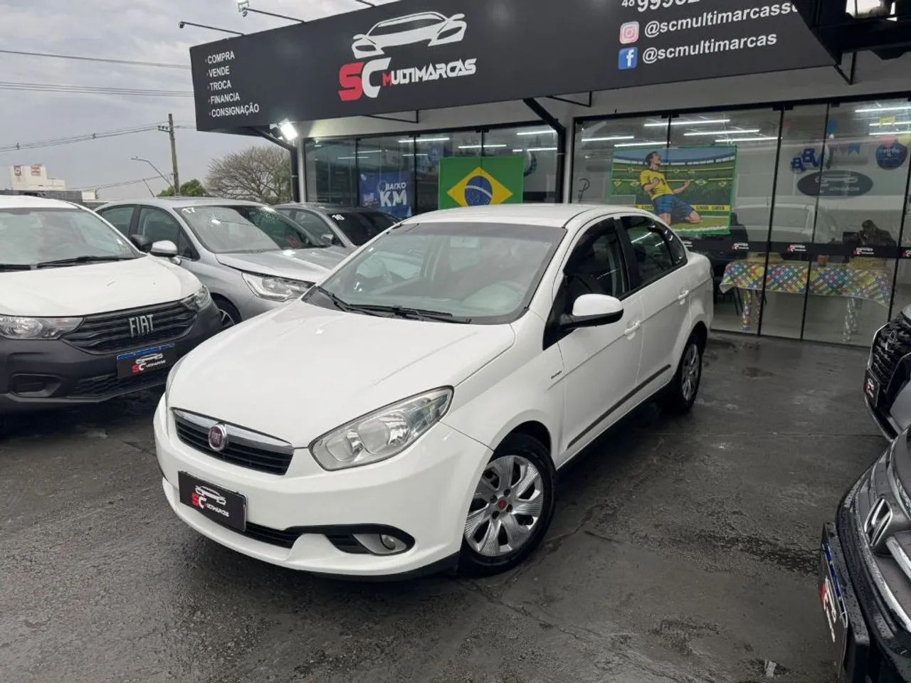 Fiat Grand Siena Essence 1.6 Flex 16V 2015